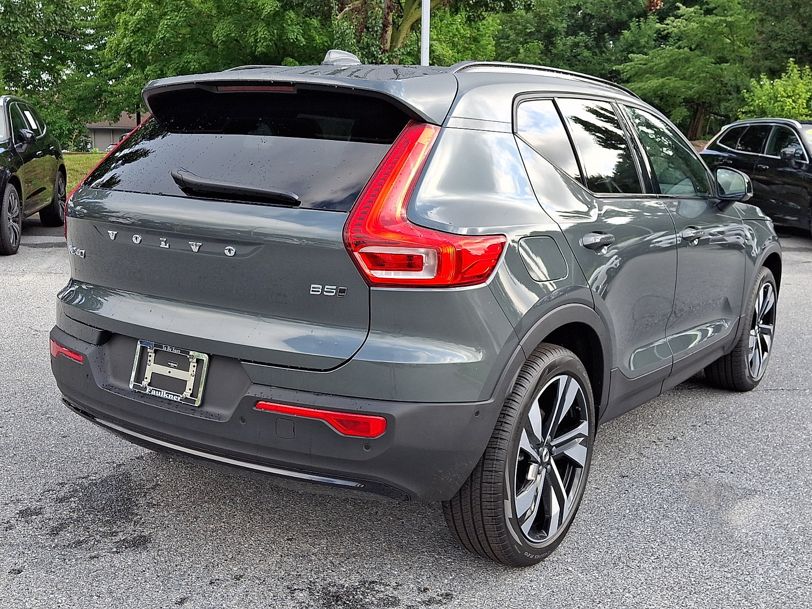 New 2026 Volvo XC40 B5 Ultra w/ Climate Package AWD/4WD image 4