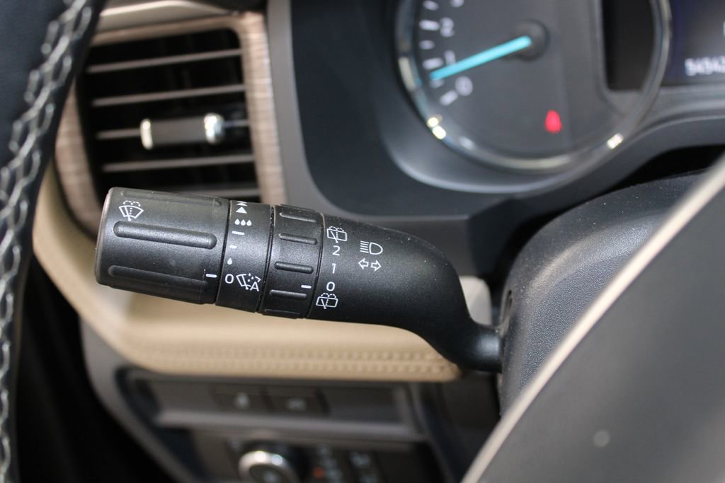 Used 2024 Ford Expedition Max Limited image 26