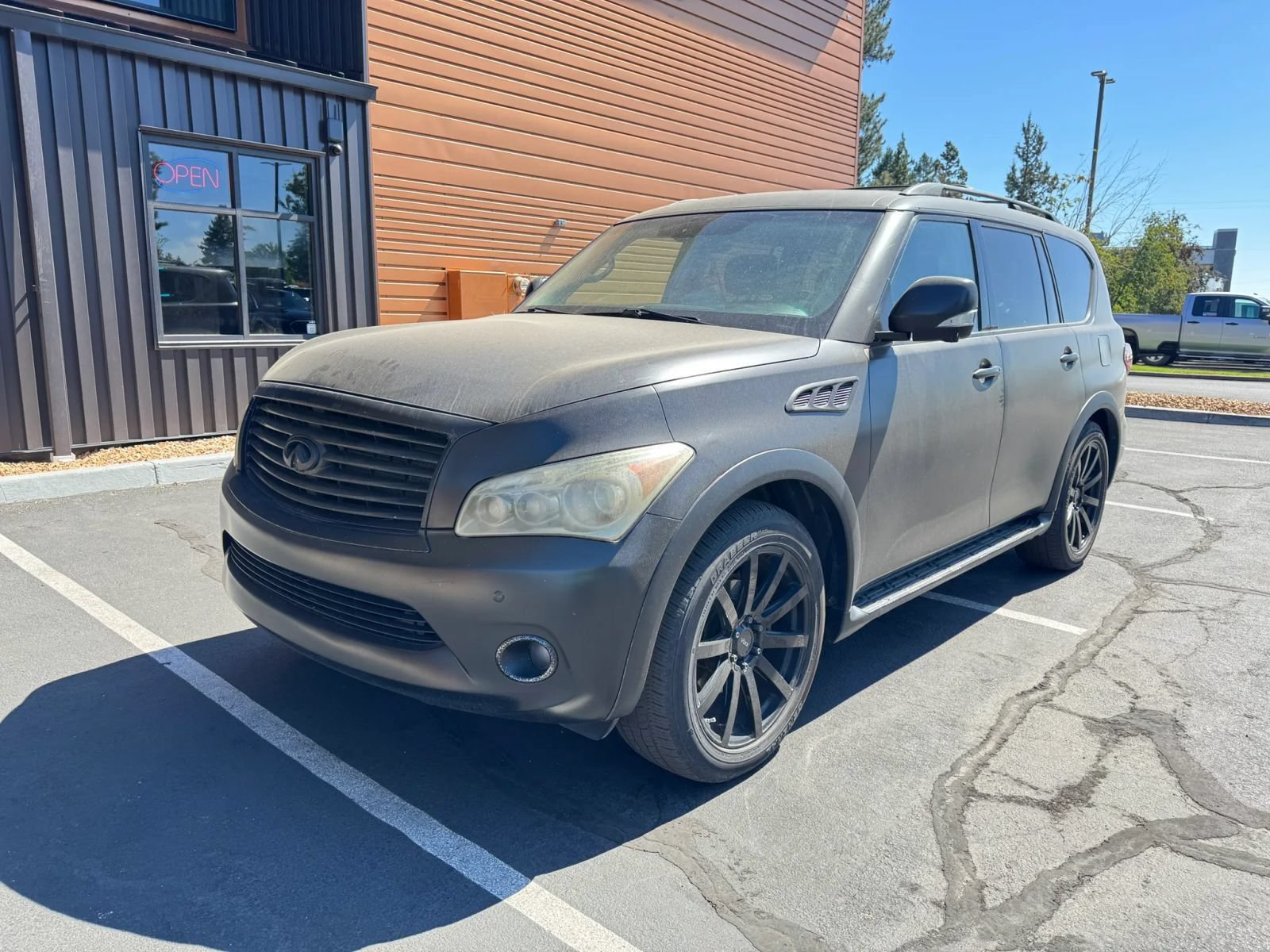 Used 2012 INFINITI QX56 4WD w/ Theater Pkg
