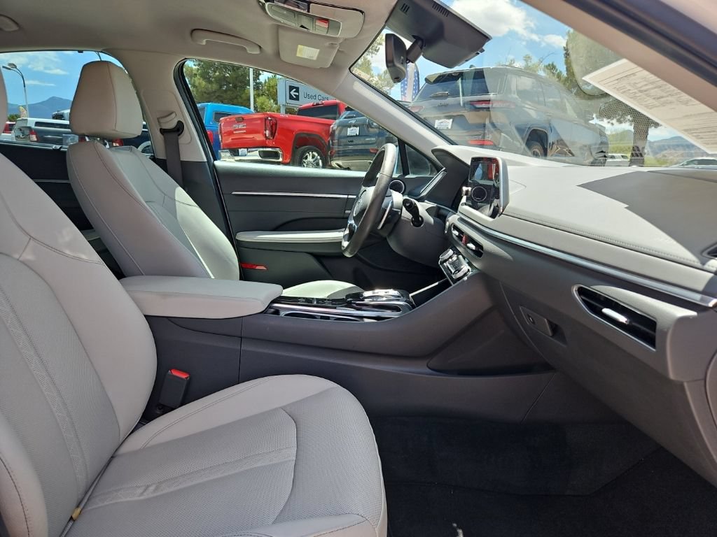 Used 2022 Hyundai Sonata Limited FWD image 24