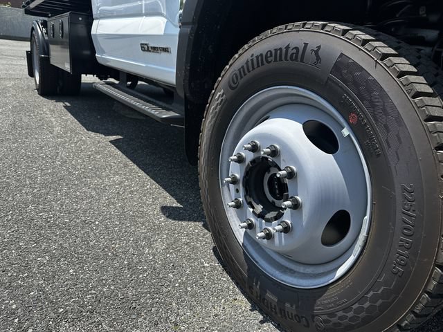 New 2026 Ford F550 4x4 Regular Cab Super Duty image 11