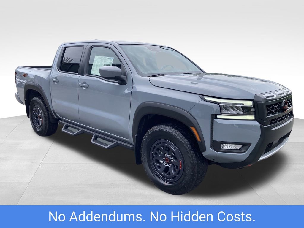 New 2025 Nissan Frontier PRO-4X w/ Interior Protection Package