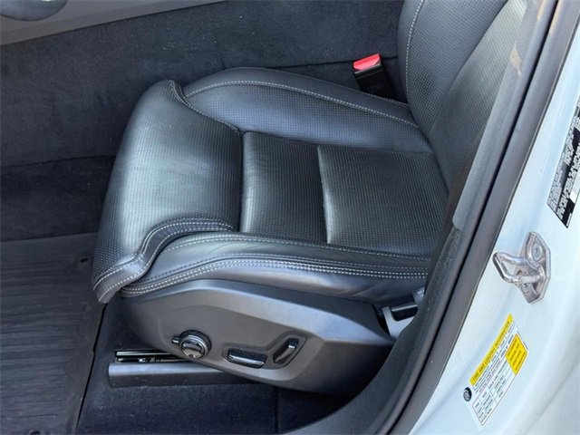 Used 2022 Volvo XC60 T8 Inscription w/ Advanced Package image 19