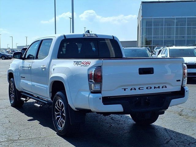 Used 2021 Toyota Tacoma TRD Sport image 4