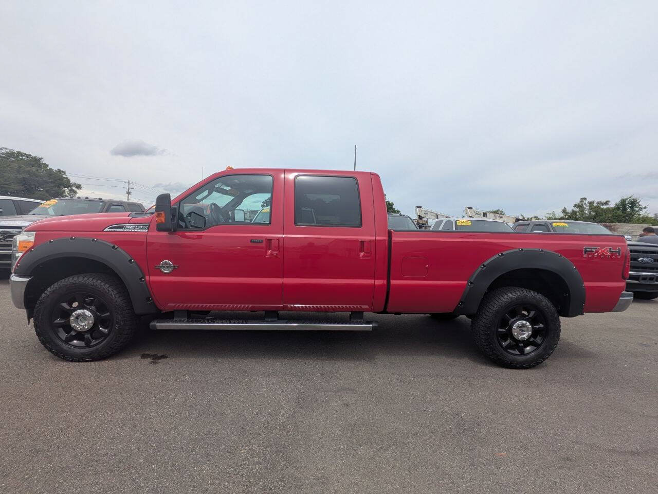 Used 2011 Ford F350 Lariat w/ Lariat Ultimate Pkg AWD/4WD image 2