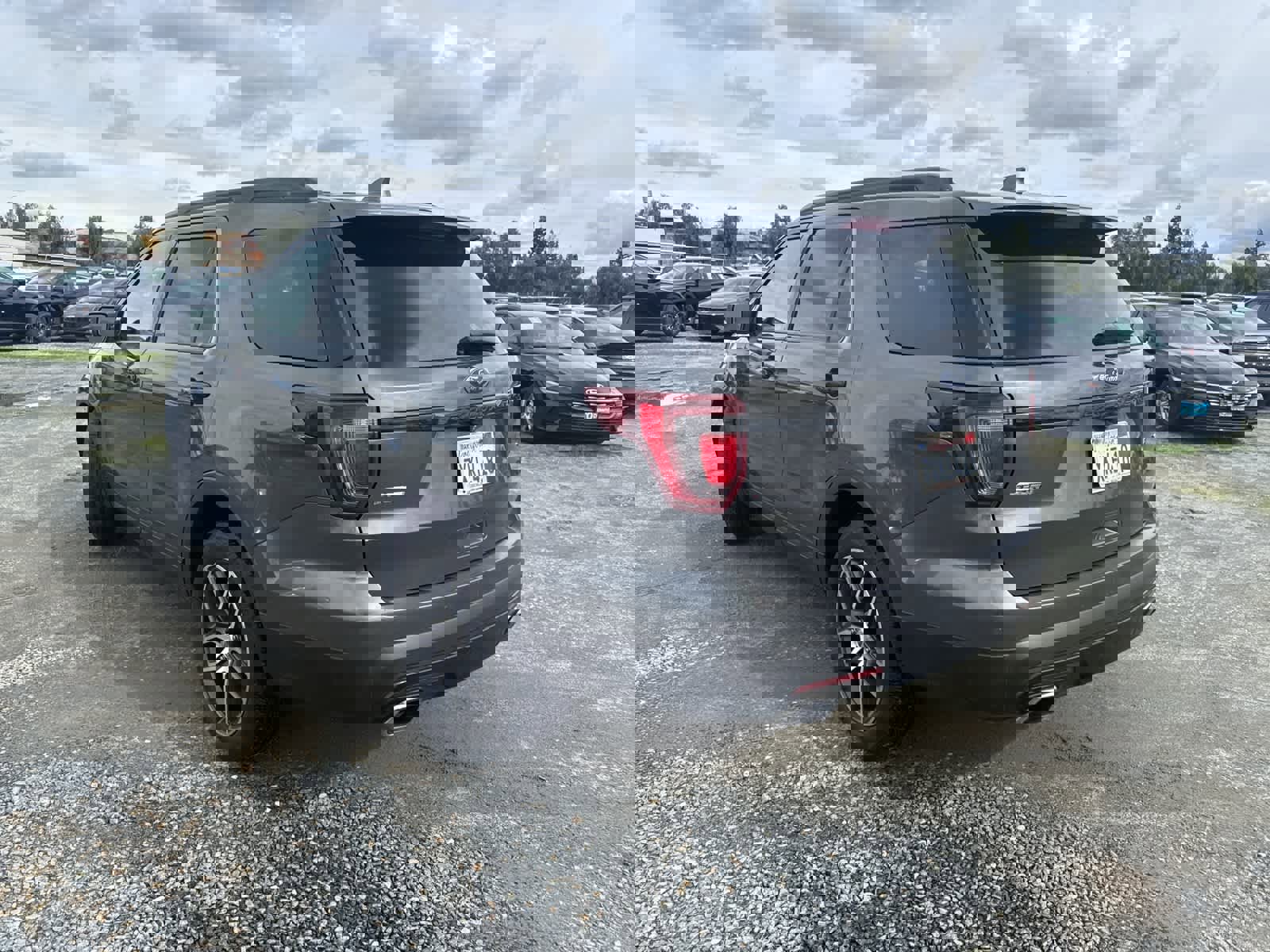 Used 2017 Ford Explorer Sport w/ Equipment Group 401A image 7