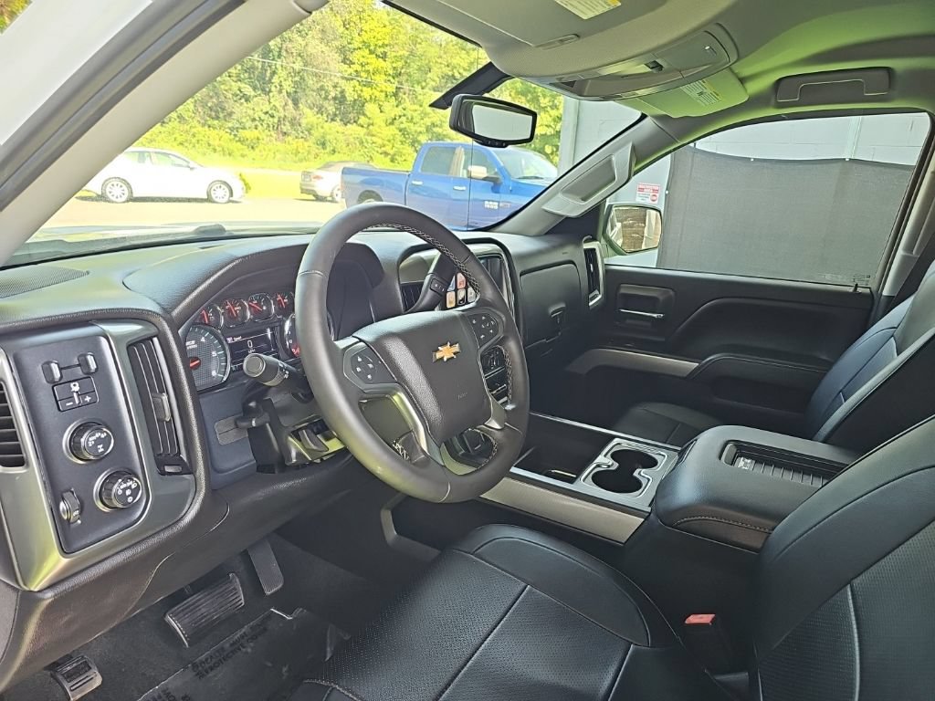 Used 2017 Chevrolet Silverado 1500 LT w/ True North Edition AWD/4WD image 33