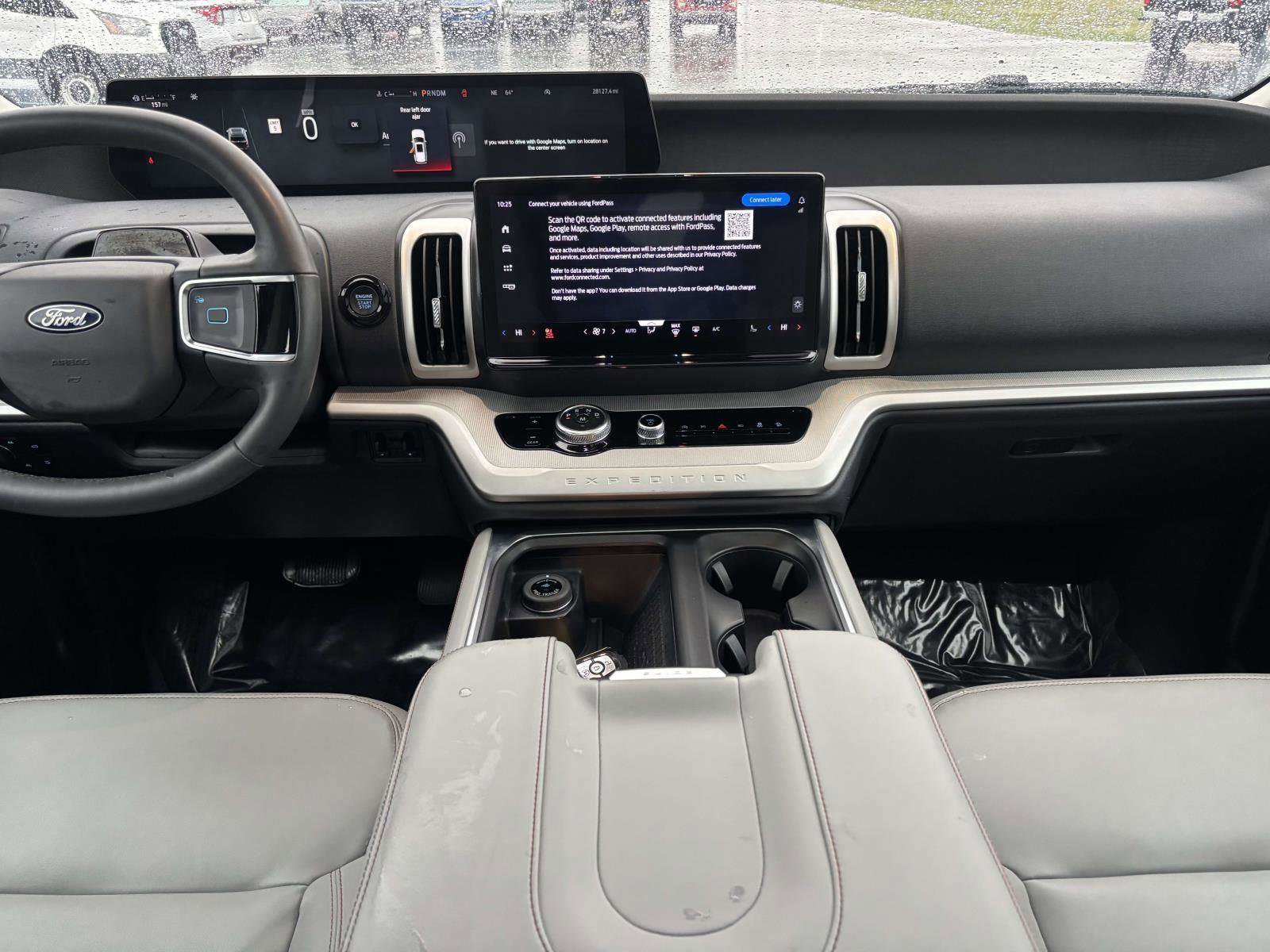 Used 2025 Ford Expedition Max Active AWD/4WD image 29