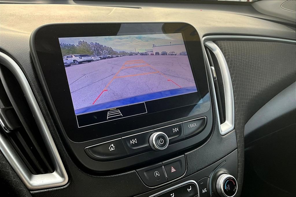 Used 2024 Chevrolet Malibu LT image 14