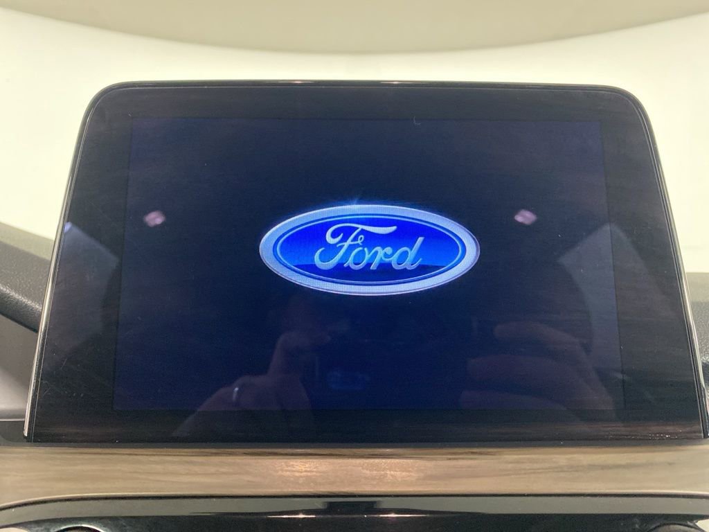 Used 2020 Ford Escape Titanium AWD/4WD image 14