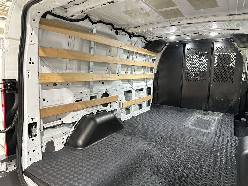 Used 2024 Ford Transit 250 Low Roof w/ Exterior Upgrade Package image 31
