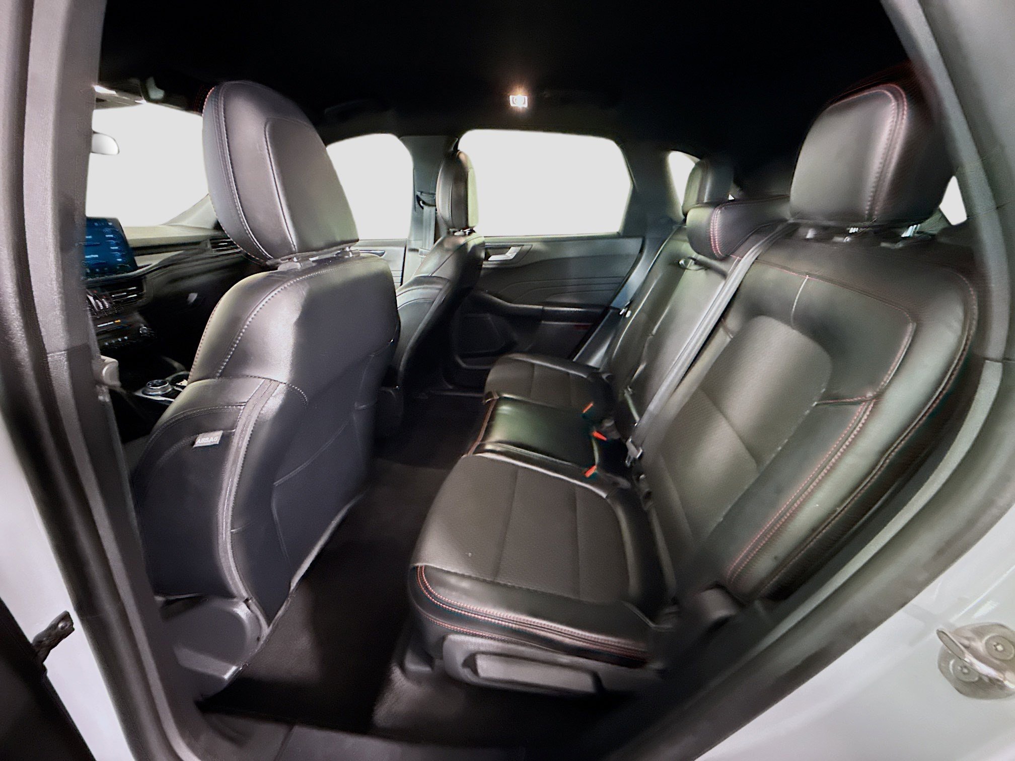 Used 2025 Ford Escape ST-Line w/ Tech Pack #1 FWD image 25