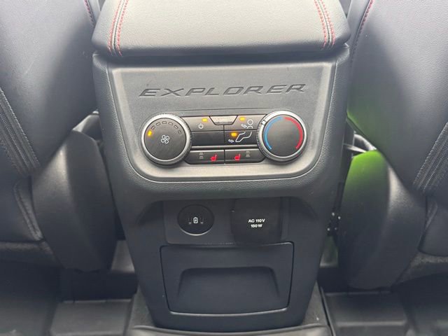 Used 2025 Ford Explorer ST-Line w/ ST-Line Street Pack image 29