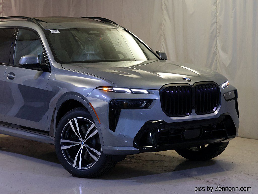New 2027 BMW X7 xDrive40i w/ Executive Package AWD/4WD image 2