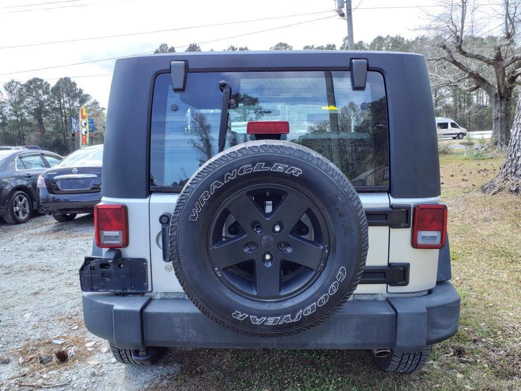 Used 2010 Jeep Wrangler Sport image 2