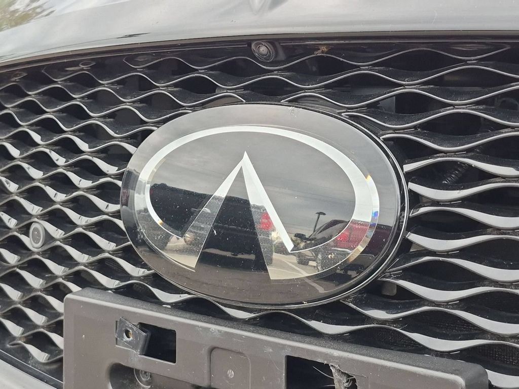 Used 2022 INFINITI Q60 Red Sport 400 AWD/4WD image 9