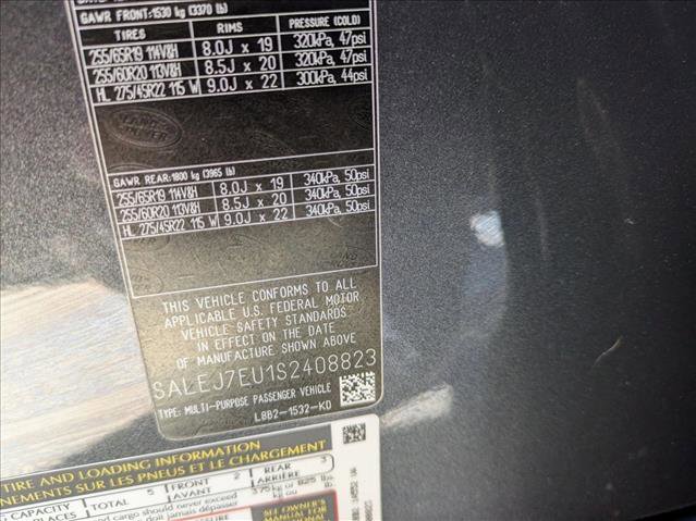 Used 2025 Land Rover Defender 110 S image 17