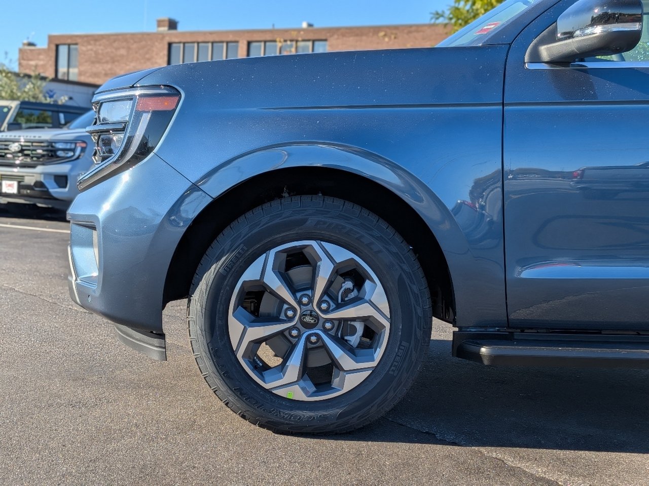 New 2027 Ford Expedition Max Active AWD/4WD image 9