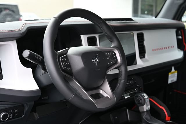 Used 2025 Ford Bronco Stroppe Edition AWD/4WD image 21