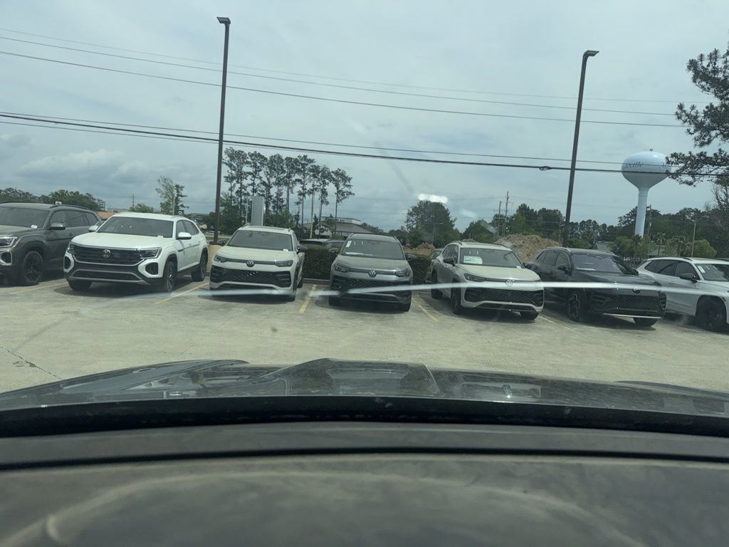 Used 2019 Volkswagen Atlas SE w/ Towing Package FWD image 13