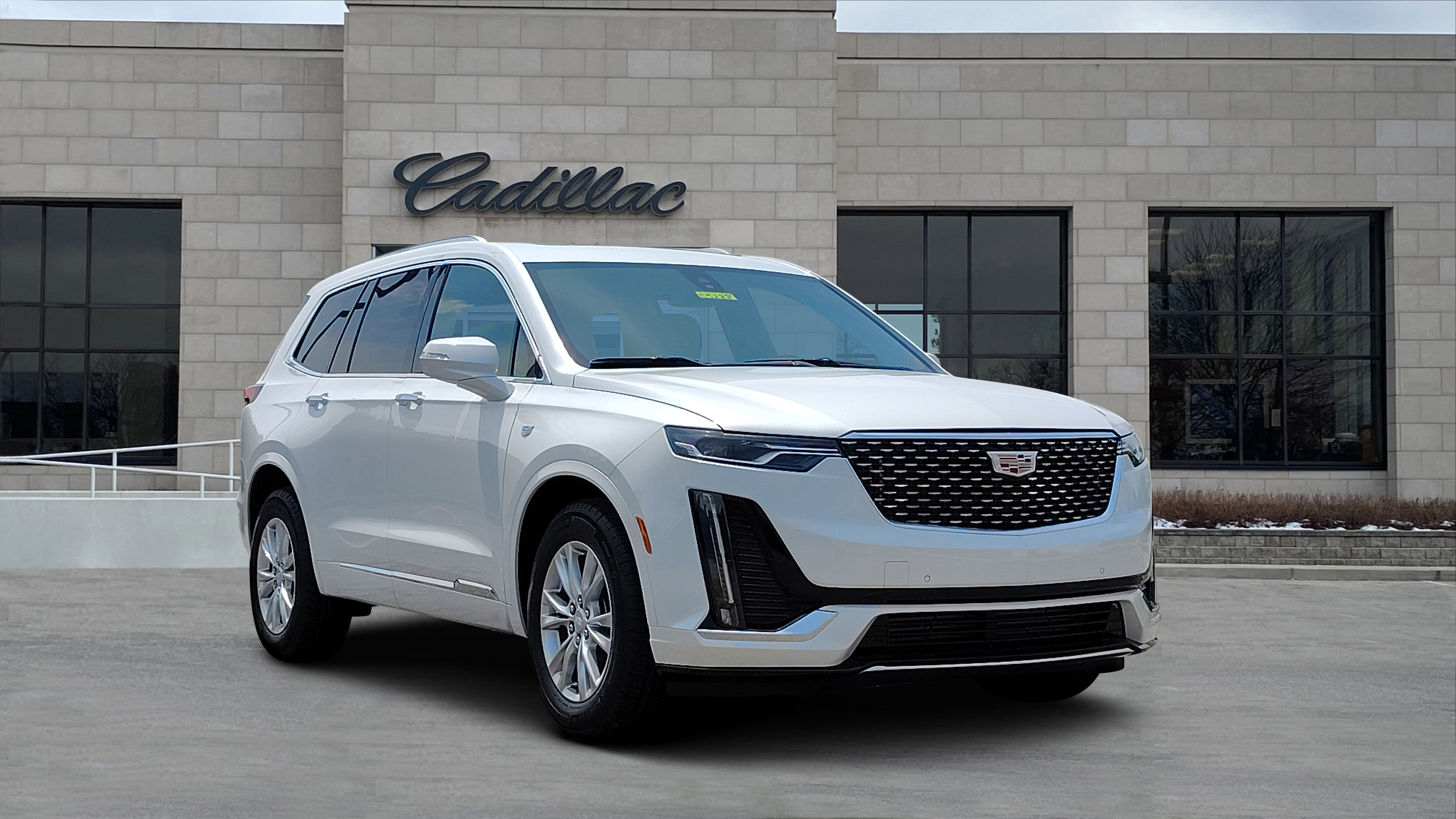 New 2025 Cadillac XT6 Luxury w/ LPO, Premium Carpet Package image 1