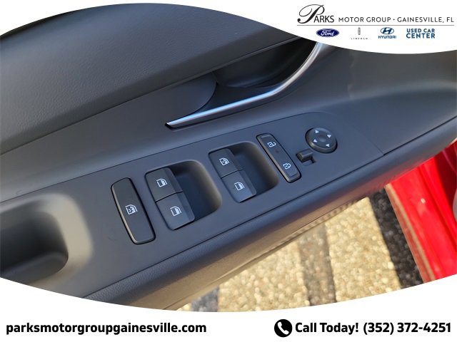 New 2025 Hyundai Elantra Sport image 12