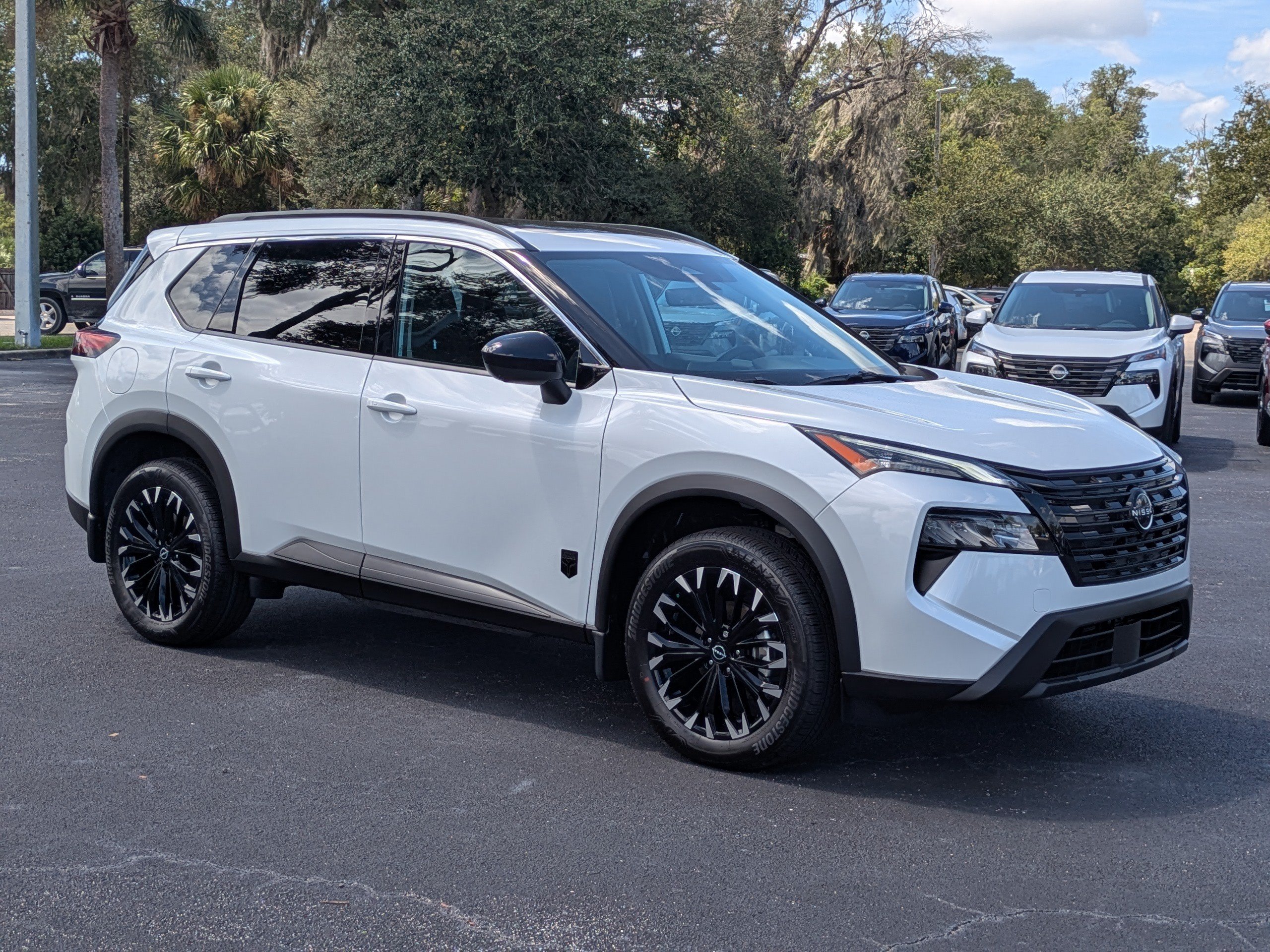 New 2026 Nissan Rogue Dark Armor FWD image 2