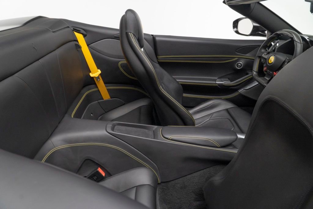 Used 2019 Ferrari Portofino image 49