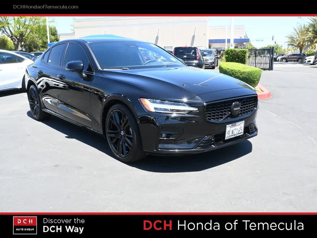 Used 2024 Volvo S60 B5 Plus w/ Climate Package AWD/4WD image 3