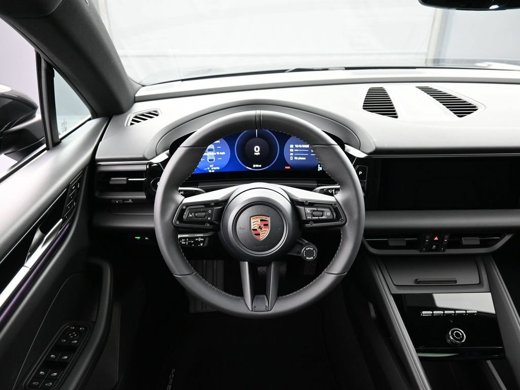 Certified 2025 Porsche Macan Electric RWD image 18