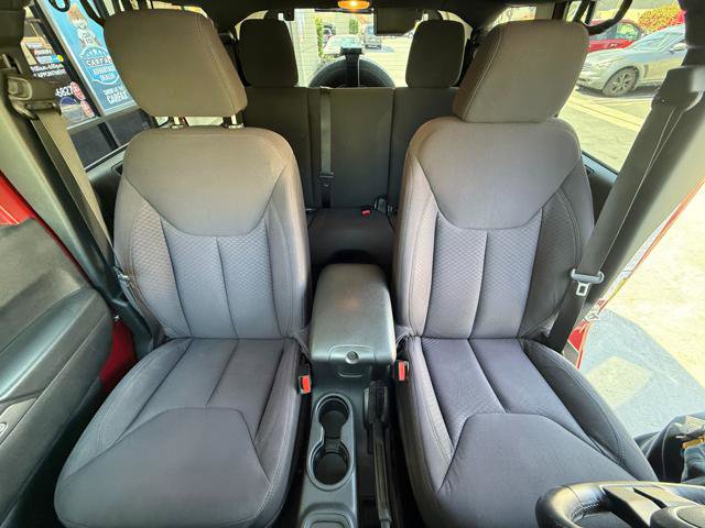 Used 2013 Jeep Wrangler Unlimited Sport image 19