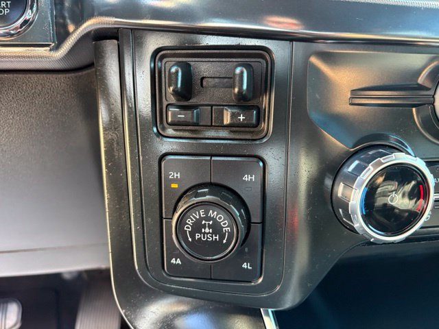 Used 2025 Ford F150 Raptor AWD/4WD image 23