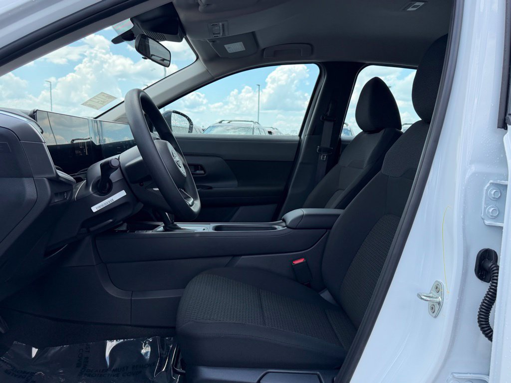 New 2026 Nissan Kicks S FWD image 11