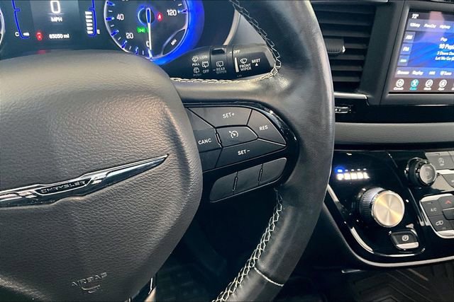 Used 2020 Chrysler Pacifica Touring w/ S Appearance Package image 21