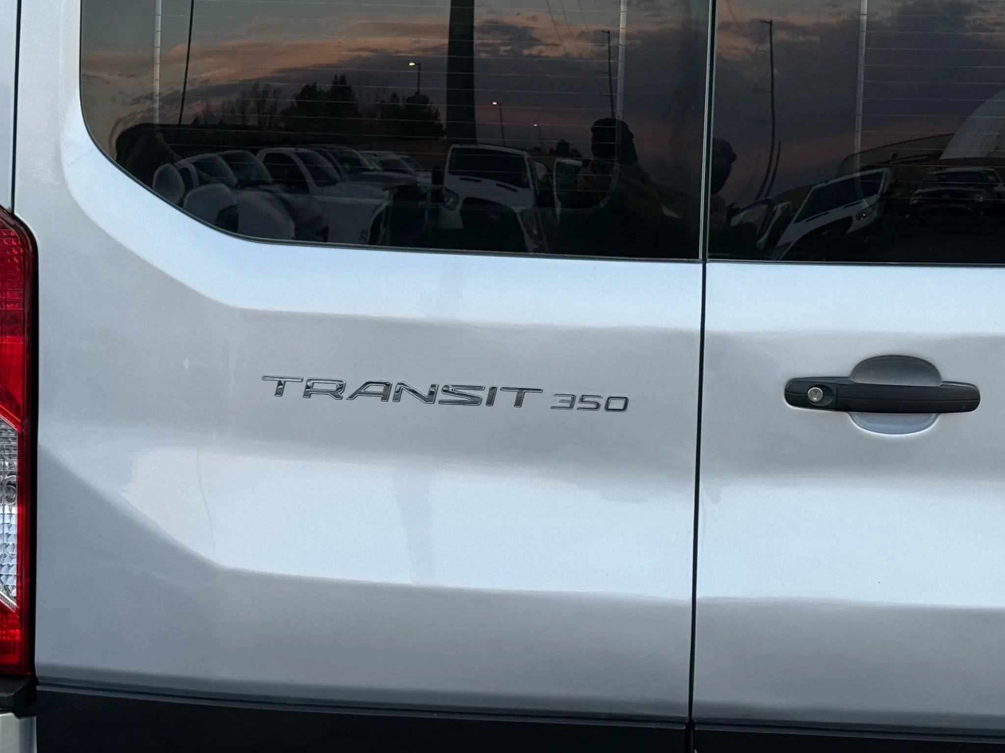 Used 2022 Ford Transit 350 XL image 5