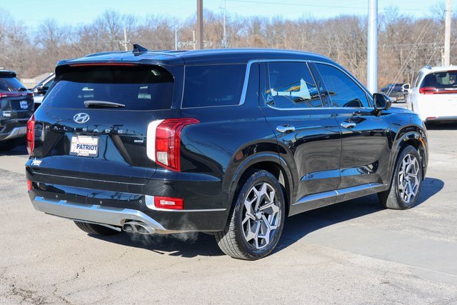 Used 2021 Hyundai Palisade Calligraphy image 3