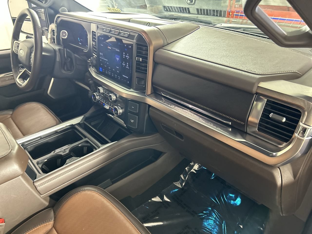 Used 2024 Ford F250 King Ranch w/ Chrome Package AWD/4WD image 28