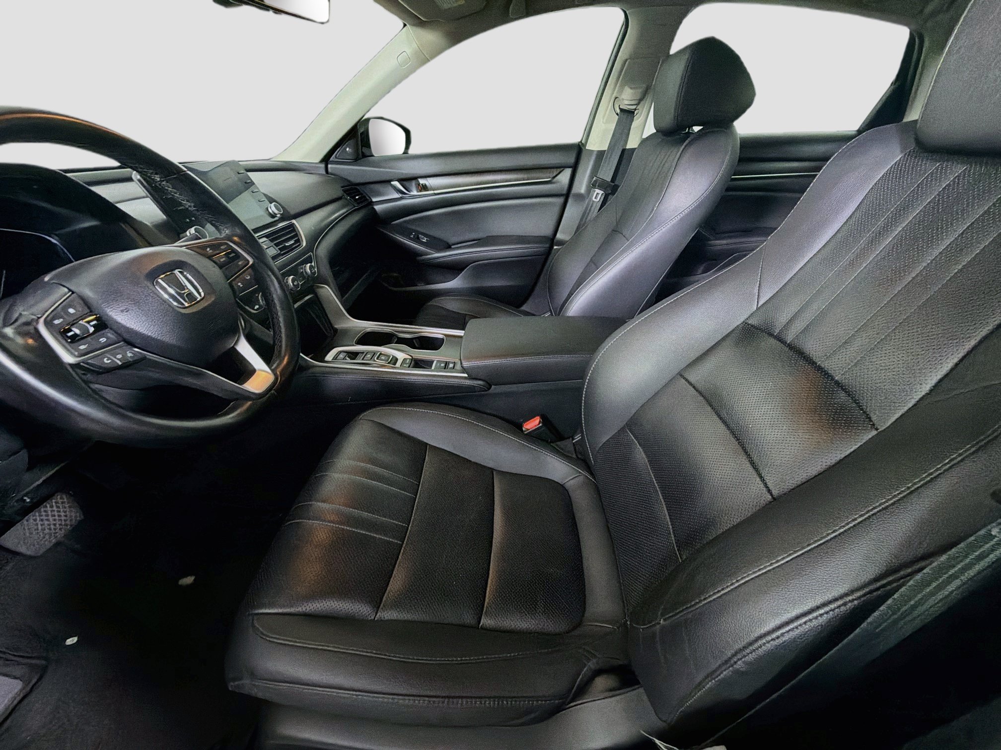 Used 2020 Honda Accord Touring image 13