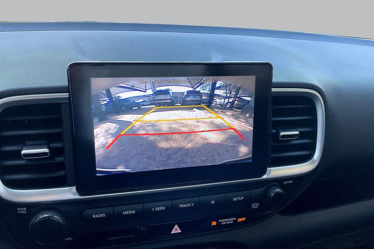 Used 2021 Hyundai Venue SE FWD image 28