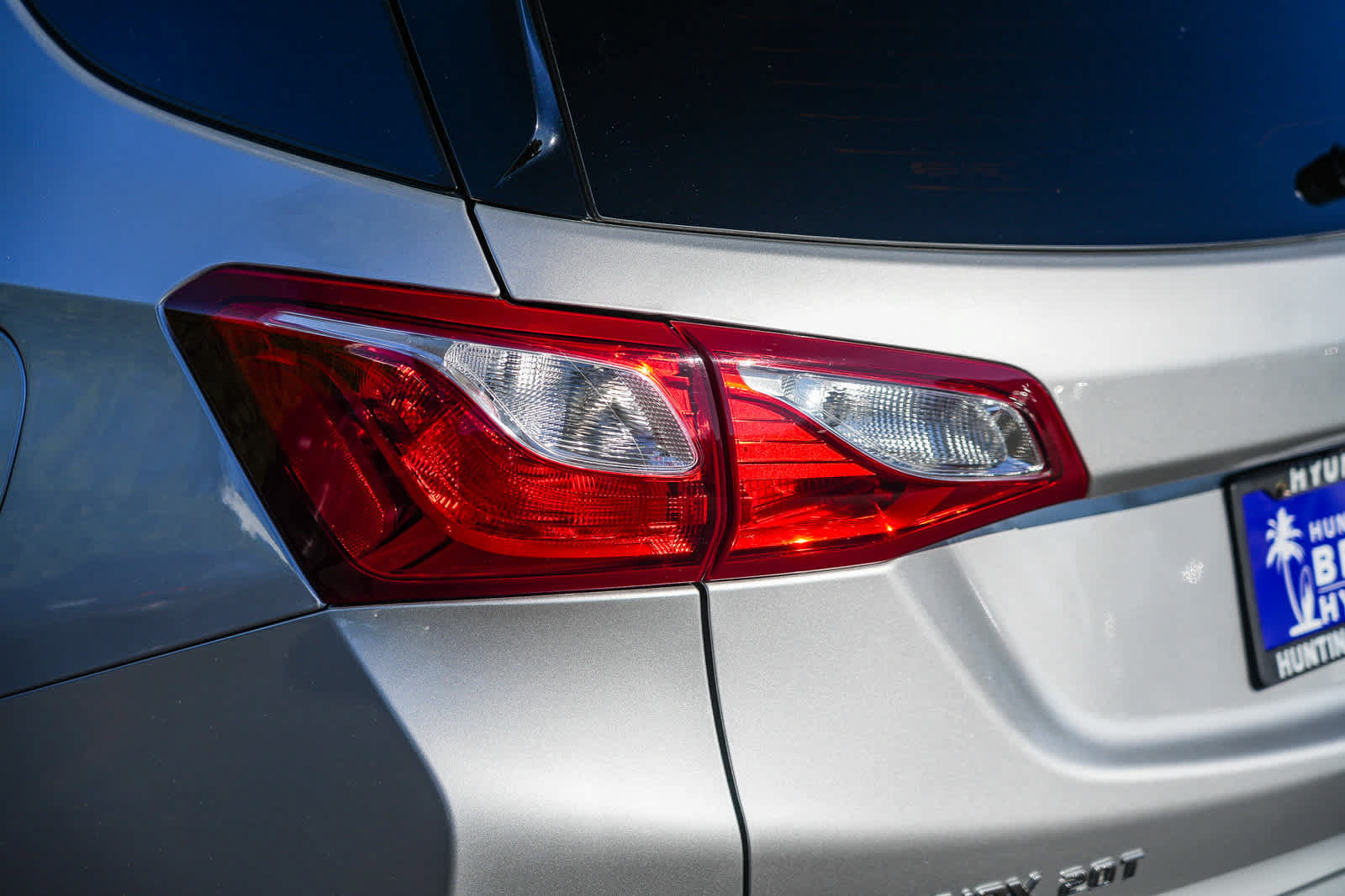 Used 2020 Chevrolet Equinox LT FWD image 9