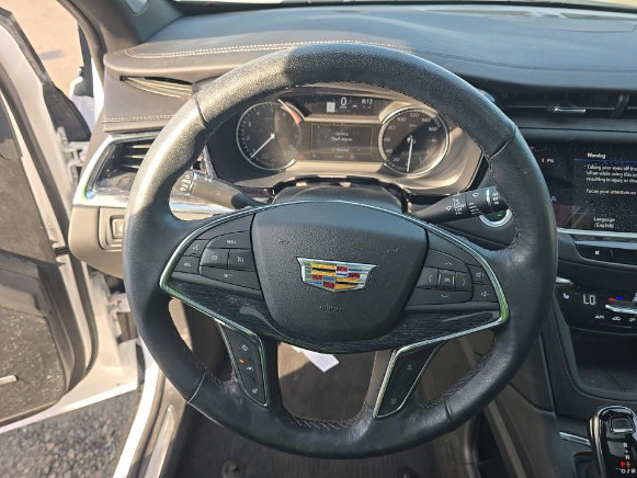Used 2024 Cadillac XT5 Premium Luxury AWD/4WD image 10