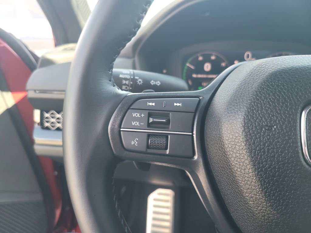 Used 2025 Honda Accord Sport image 14