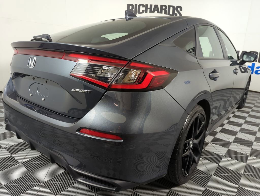Used 2025 Honda Civic Sport image 6