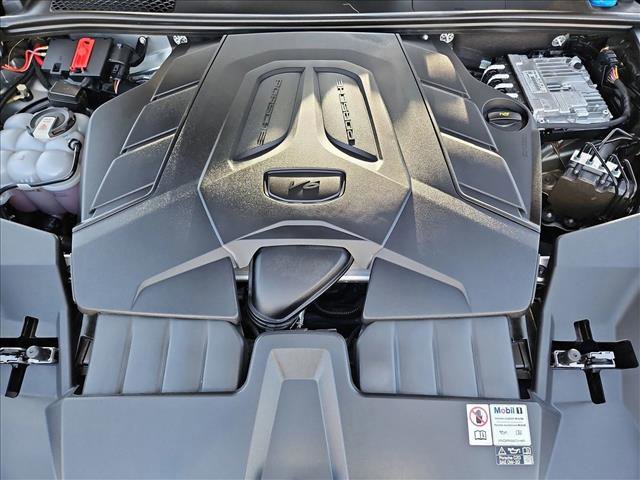 Used 2024 Porsche Cayenne image 24