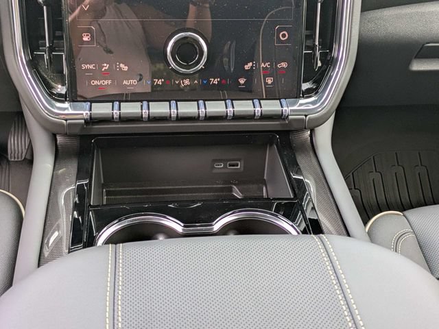 New 2026 GMC Yukon Elevation w/ LPO, Floor Liner Package RWD image 24