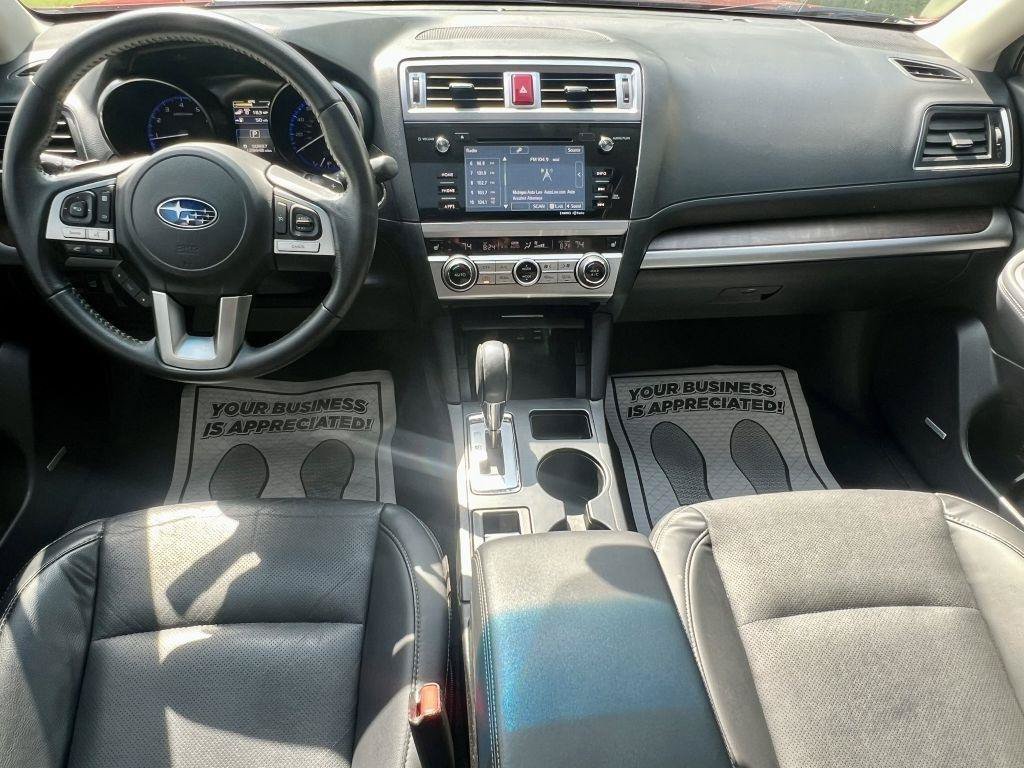 Used 2017 Subaru Outback 3.6R Limited AWD/4WD image 10