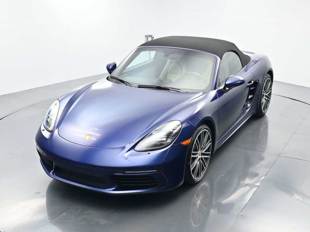 Used 2025 Porsche 718 Boxster image 27