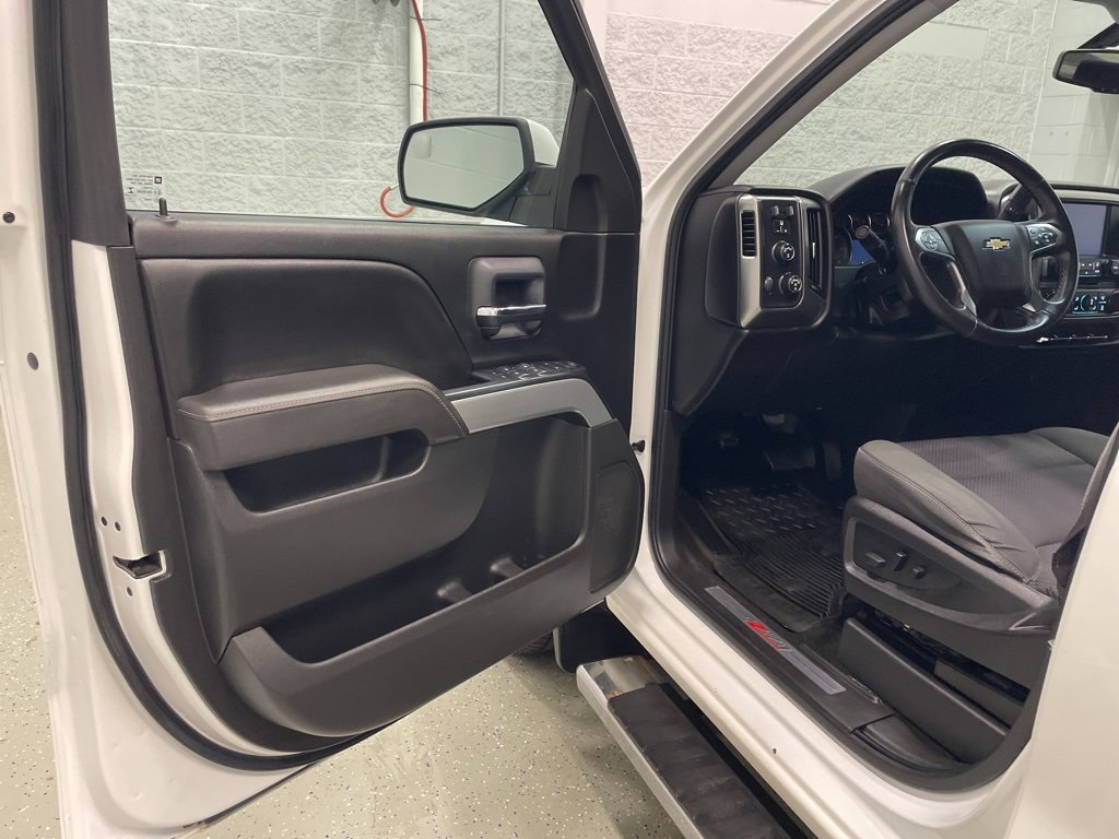 Used 2017 Chevrolet Silverado 1500 LT w/ All Star Edition image 13