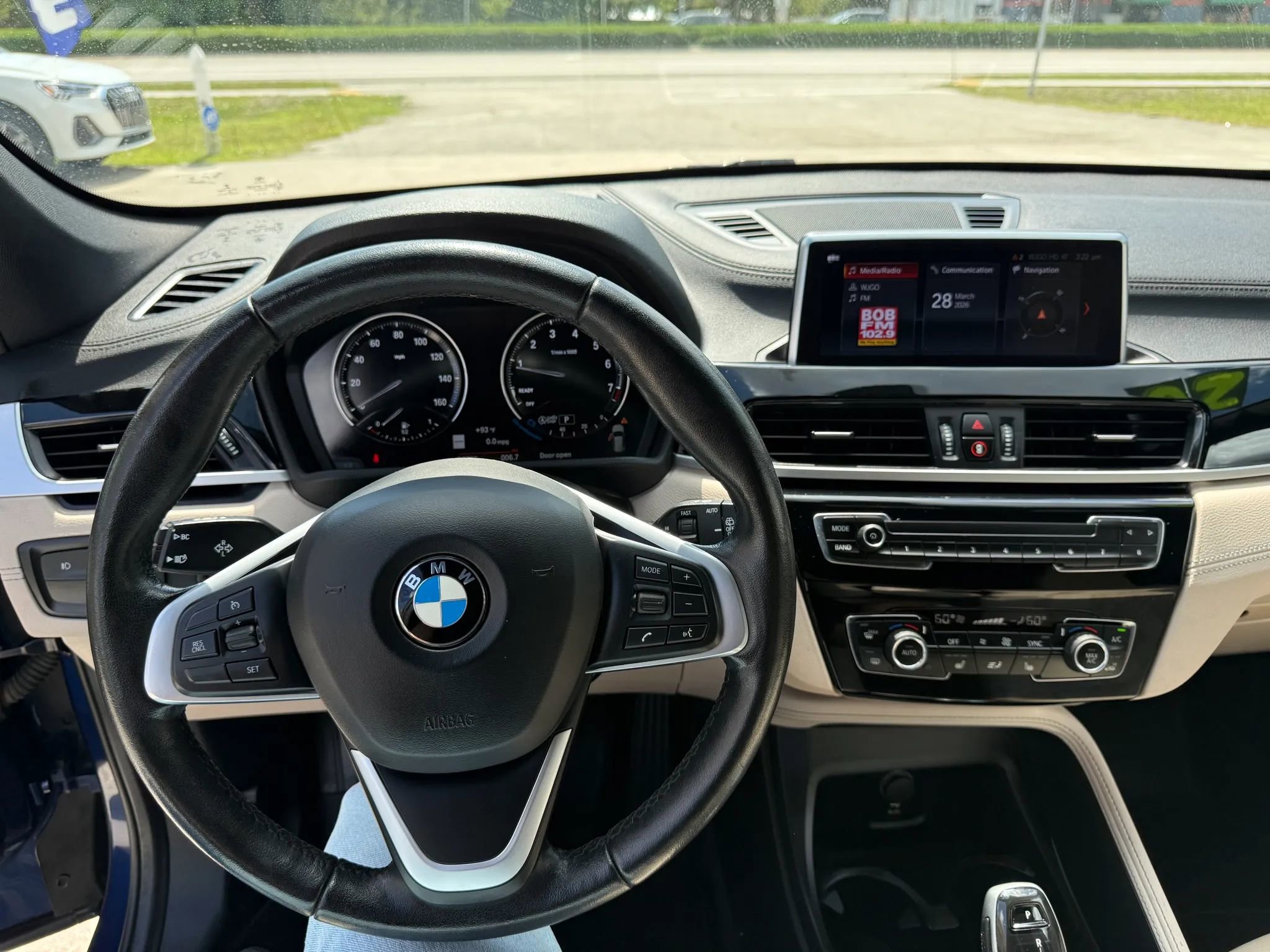 Used 2020 BMW X1 xDrive28i w/ Convenience Package image 11