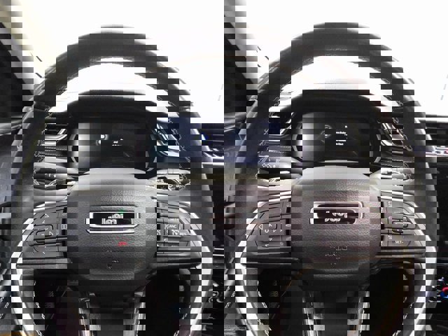 Used 2022 Jeep Grand Cherokee Laredo w/ Luxury Tech Group I image 6